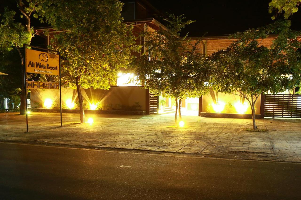 Ali Weta Safari Resort Udawalawe Luaran gambar